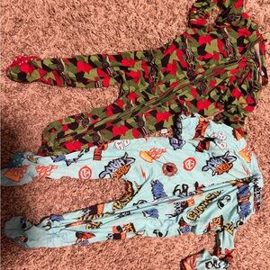 2- Zip Footie Pajamas - 0/3 Red/Green Camo & nb - Light Blue Graphic